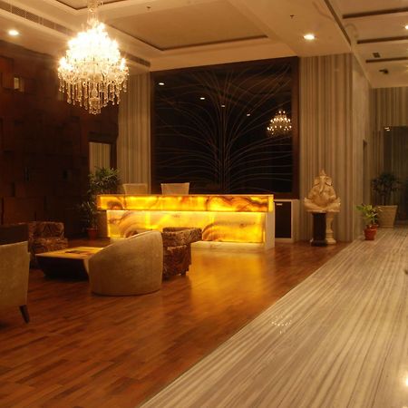 Hotel Pluto'S Nueva Delhi Exterior foto